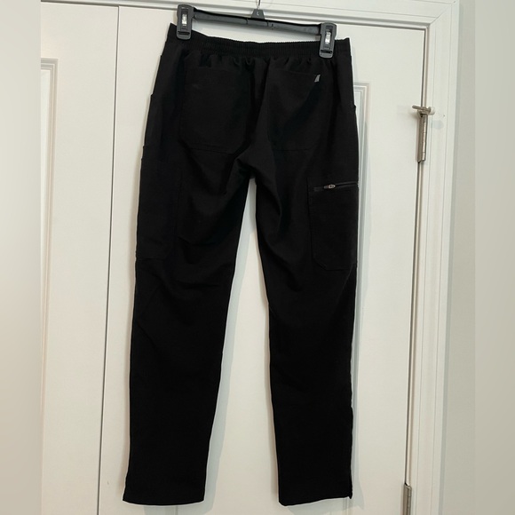 Figs Yola Skinny Scrub Pant black size xs petite - Picture 4 of 5